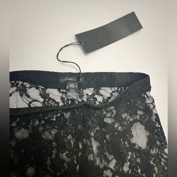 NWT ⚜️🖤⚜️ Costume dept. 🖤 floral sheer shorts size XS - Picture 5 of 15
